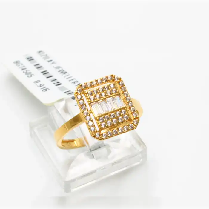 22 Ayar Taşlı Baget Yüzük