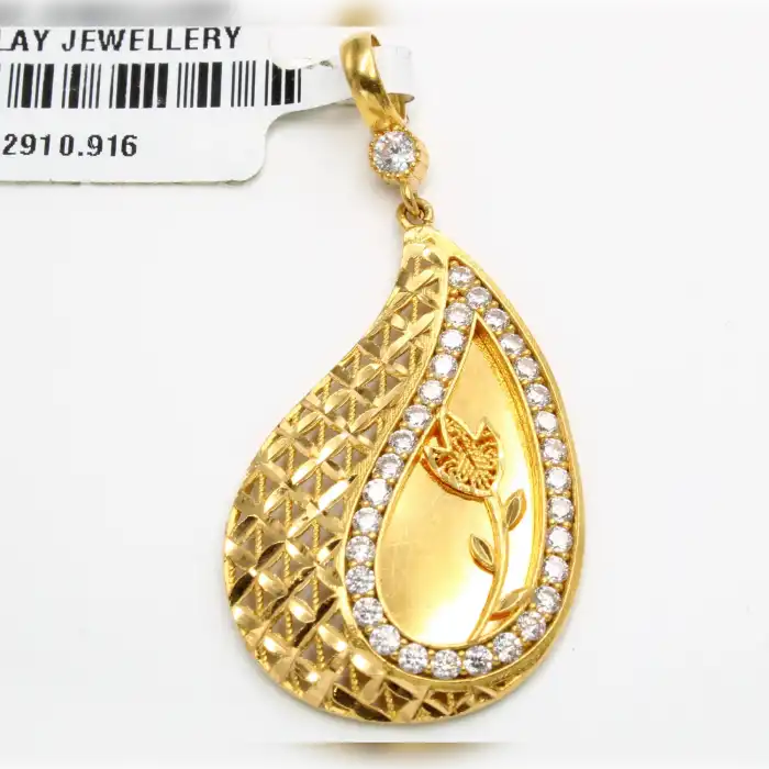 22 Ayar Taşlı Gül Kolye Ucu