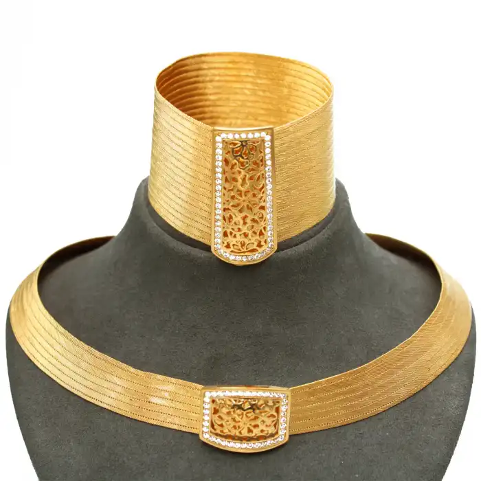 22 Ayar Taşlı Toka Trabzon Set