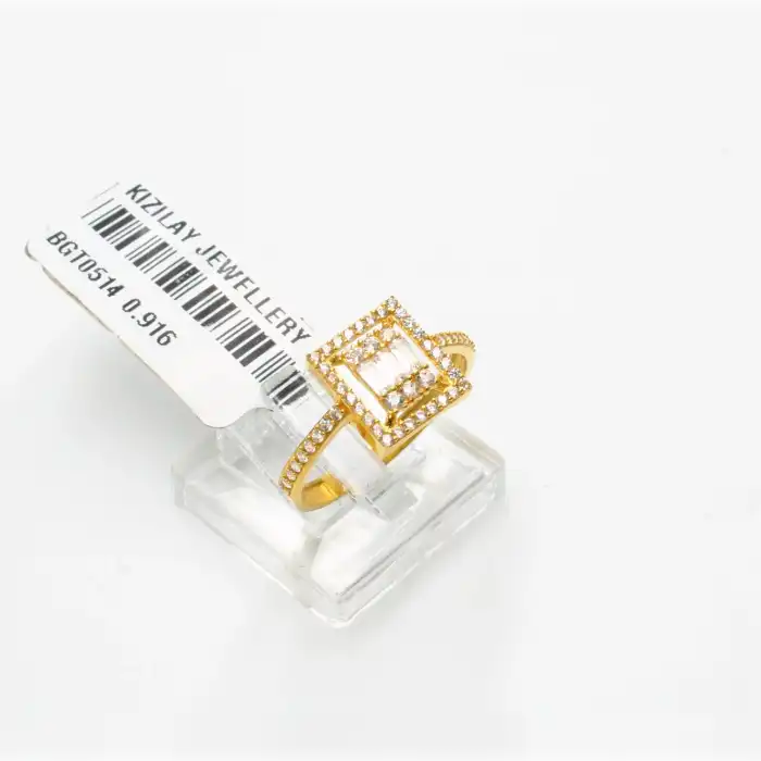 22 Ayar Tasşlı Baget Yüzük