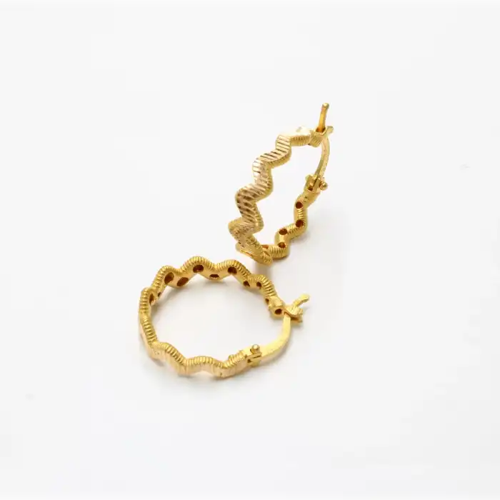 22 Ayar Zigzag Küpe