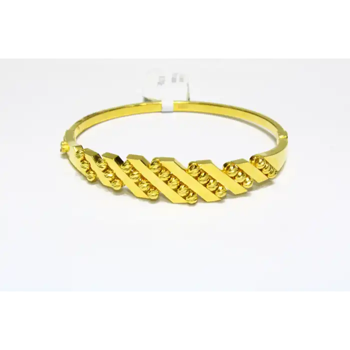 14 Ayar Altın Asimetrik Dorikalı Kelepçe 9.71 GR