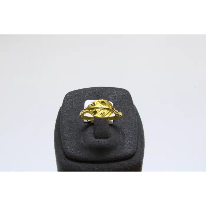 22 Ayar Altın Yüzük Yaprak Modeli 1.73GR YZK7102