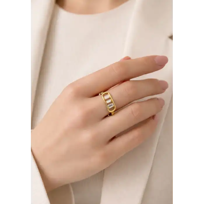 22 Ayar Altın Yüzük Üçlü Baget Model 1.77GR YZK7238