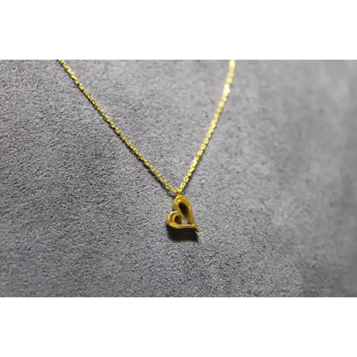 22 Ayar Altın Kolye Kalpli Model 2.01 GR KLY3978