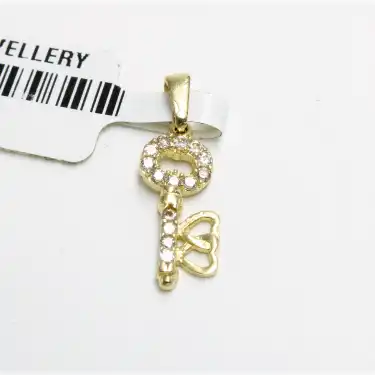 14 Ayar Taşlı Anahtar Kolye Ucu