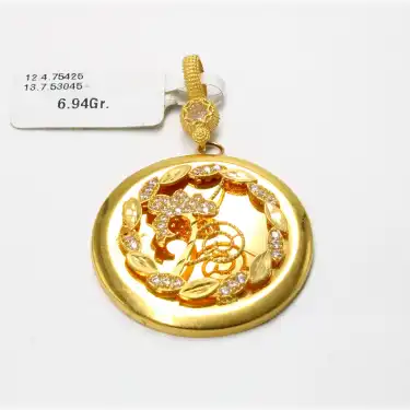 14 Ayar Taşlı Başaklı Kolye Ucu