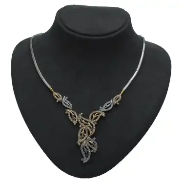 14 Ayar Taşlı Yaprak Kolye