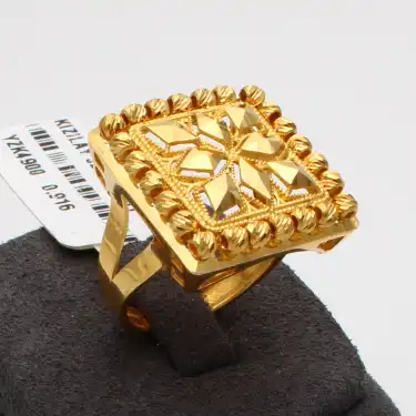 22 Ayar Dorikalı Desenli Kare Yüzük