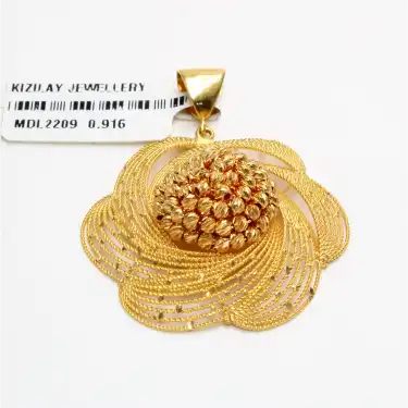 22 Ayar Dorikalı Gül Kolye Ucu