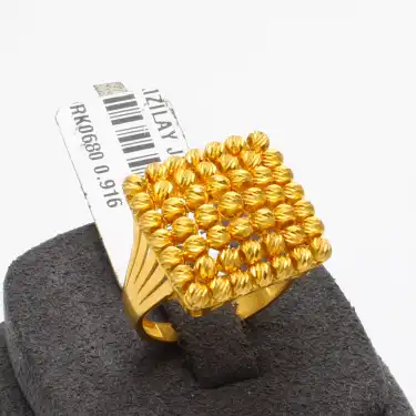 22 Ayar Dorikalı Kare Yüzük