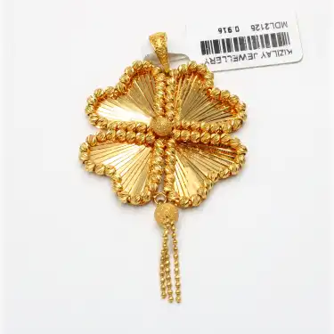 22 Ayar Dorikalı Yonca Kolye Ucu