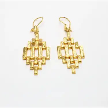 22 Ayar Kaburga Sallama Küpe