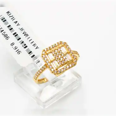 22 Ayar Taşlı Baget Yüzük