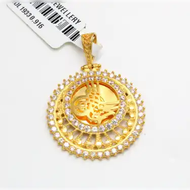 22 Ayar Taşlı Şık Kolye Ucu