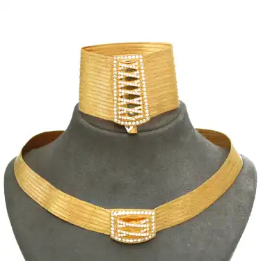 22 Ayar Taşlı Toka Trabzon Set