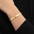 14 Ayar Altın Vida Desenli Spor Model Kelepçe 8.43 GR