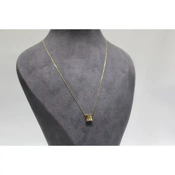 14 Ayar Altın M Harfi Kolye Zinciriyle Beraber