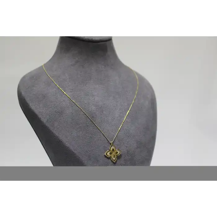 14 Ayar Altın Taşlı Yonca Kolye