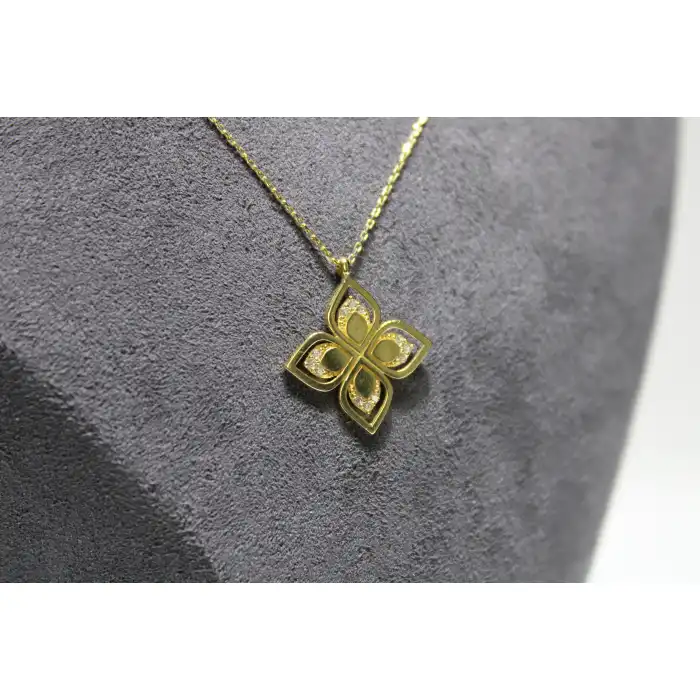 14 Ayar Altın Taşlı Yonca Kolye