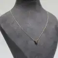 14 Ayar Altın V Harfi Kolye Zinciriyle Beraber