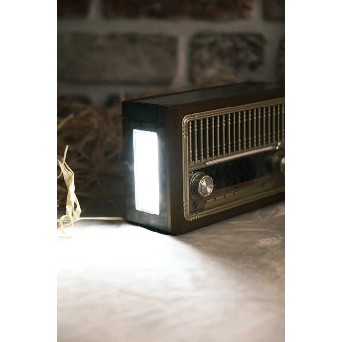 8 Bantlı Nostaljik Radyo - Bluetooth, USB, SD Kart Desteği ve Hoparlör Özellikli