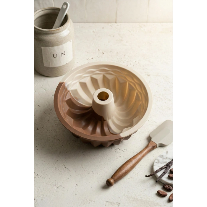 Silikon Dilimli Kek Kalıbı & Yapışmaz Isıya Dayanıklı Kek Pişirme Gereci (16 cm)