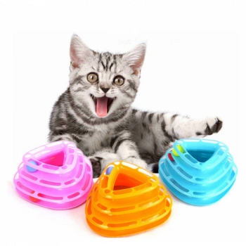 Üçgen Şeklinde Üç Katlı Dönen Toplu Kedi Oyuncağı