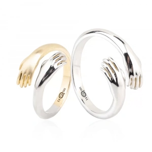 Altın Sevginin Elleri Figürlü Kadın Alyans