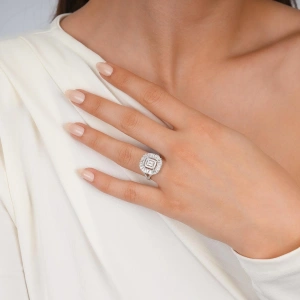 Beyaz Altın Baget Taşlı Kadın Yüzük