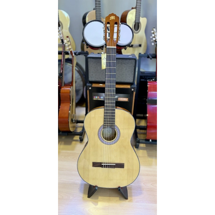 Miguel Angela klasik gitar