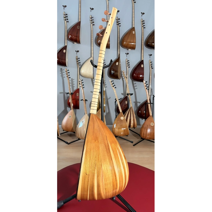 Yaprak Dut Kısa Sap Orta Kalite Bağlama