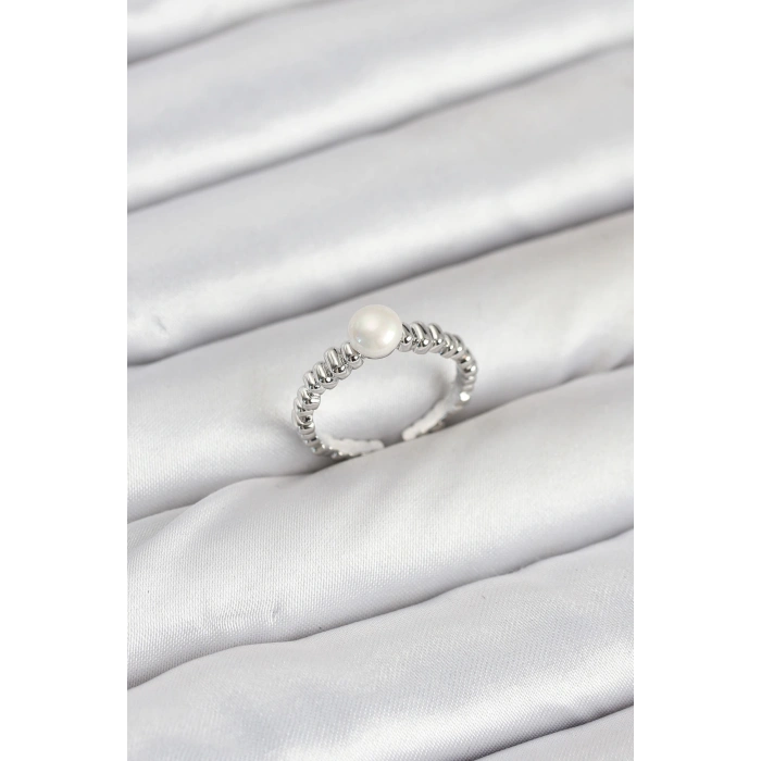 Pirinç Gümüş Renk Göbek İnci Model Kadın Yüzük
