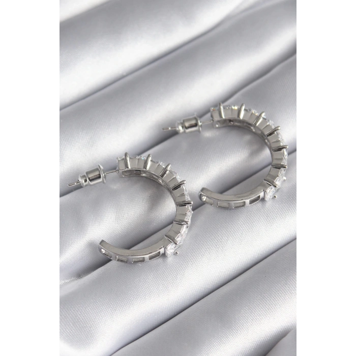 Pirinç Gümüş Renk Zirkon Taşlı Halka Model Kadın Küpe