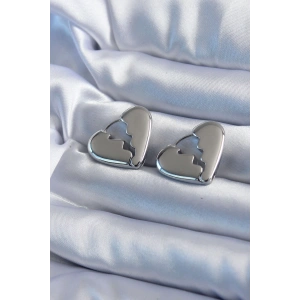 Gümüş Renk Kırık Kalp Model Pirinç Kadın Küpe