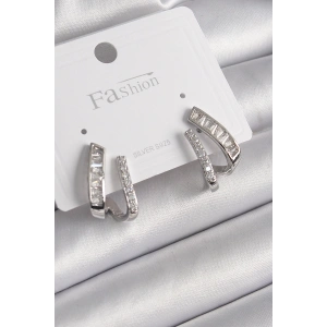 Pirinç Gümüş Renk Zirkon Taşlı Kadın Küpe