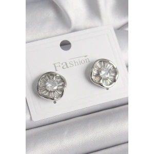 Pirinç Gümüş Renk Zirkon Taşlı Yonca Model Kadın Küpe