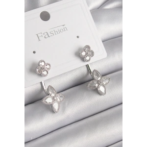 Pirinç Gümüş Renk Zirkon Taşlı Yonca Model Kadın Küpe