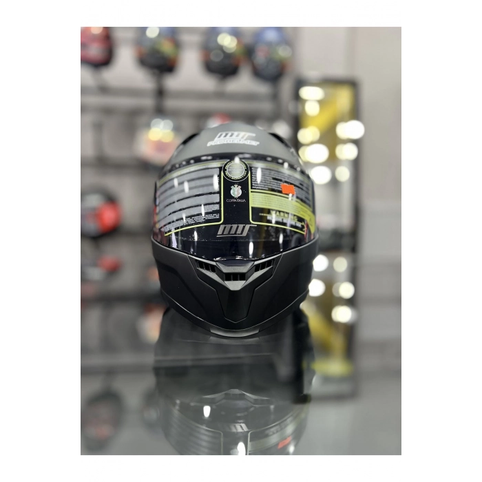 910 Mat Siyah Kask Siyah Vizörlü