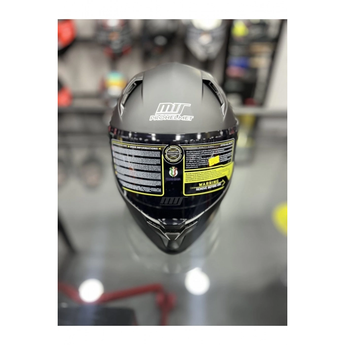 910 Mat Siyah Kask Siyah Vizörlü