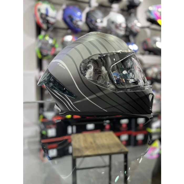 865 Space Siyah Beyaz Kapalı Kask Güneş Vizörlü