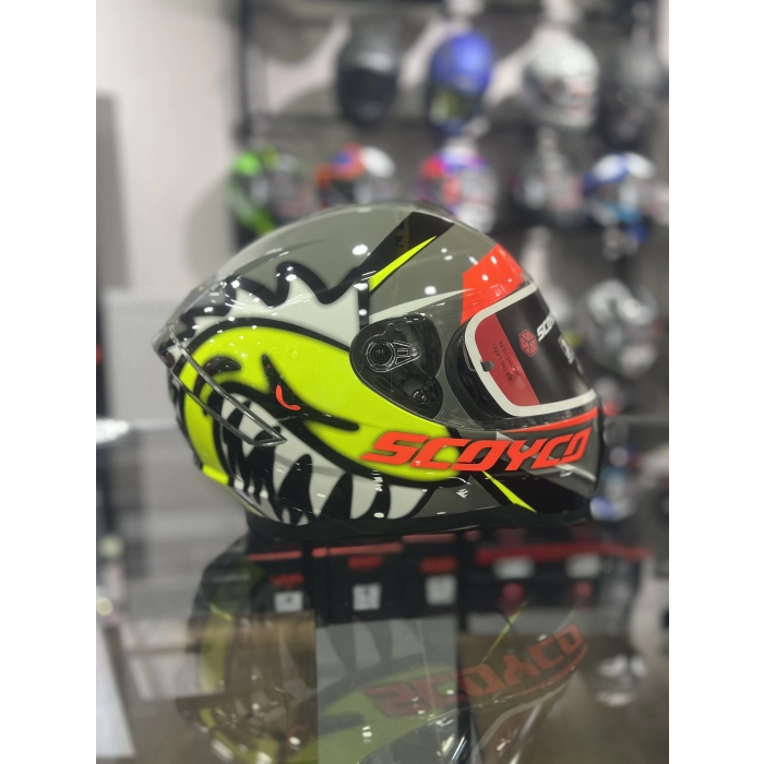 869 Shark Güneş Vizörlü Kapalı Kask