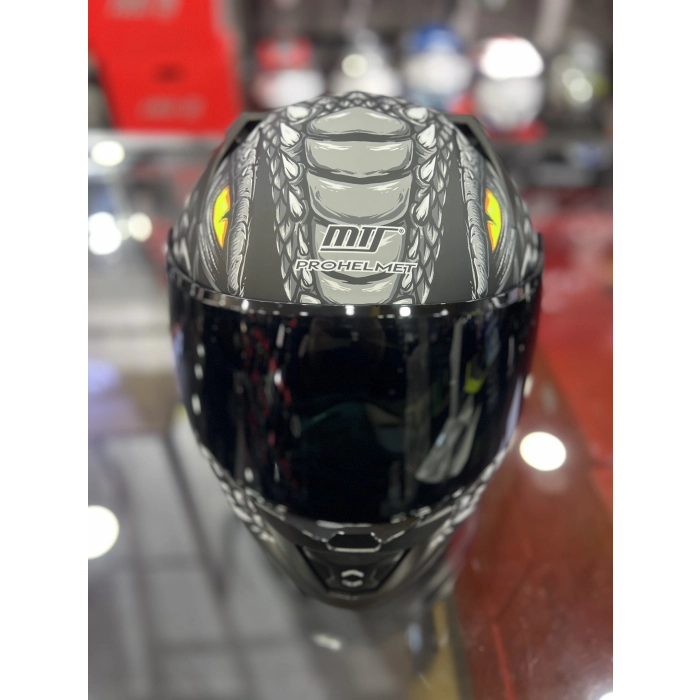 801 Draglax Siyah Beyaz Kapalı Kask Siyah Vizörlü