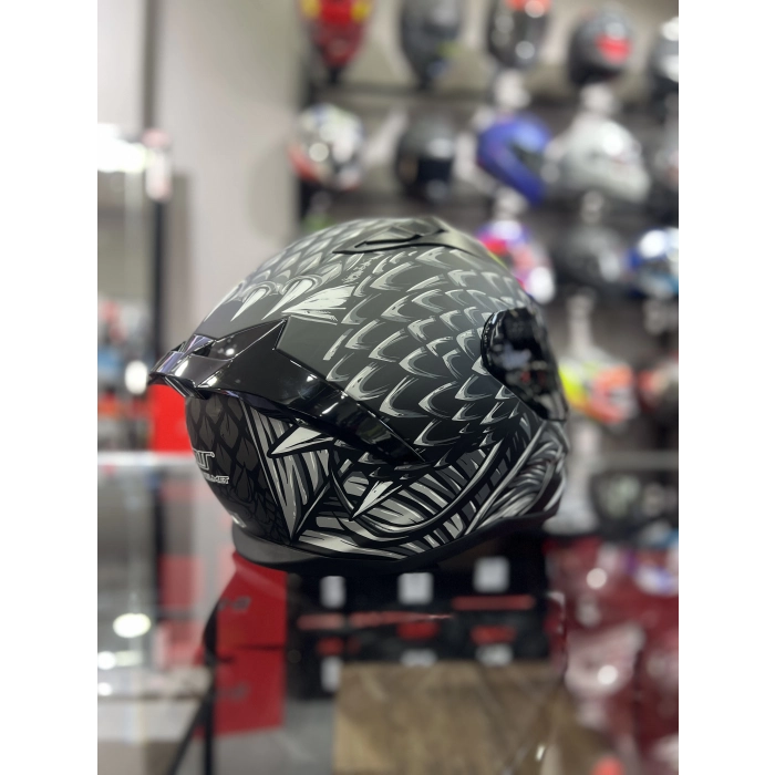 801 Draglax Siyah Beyaz Kapalı Kask Siyah Vizörlü