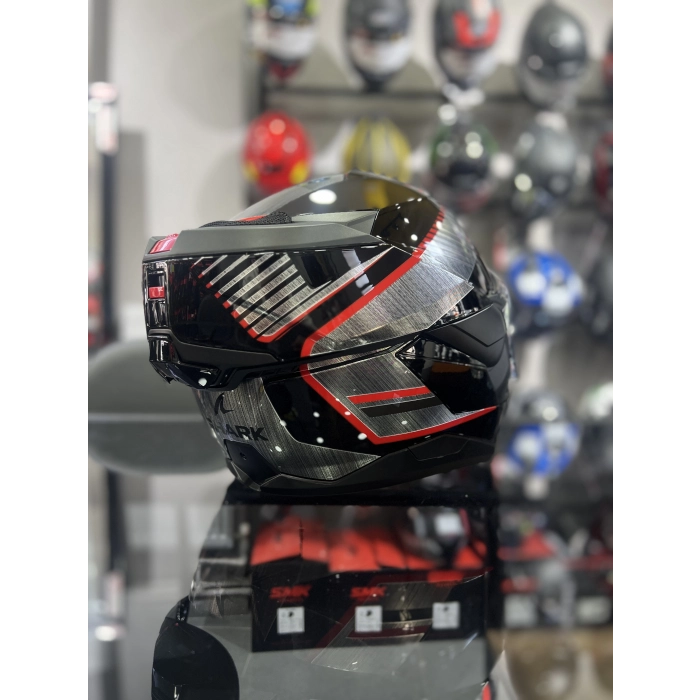 OXO SİYAH 180 ÇENE AÇILIR KASK