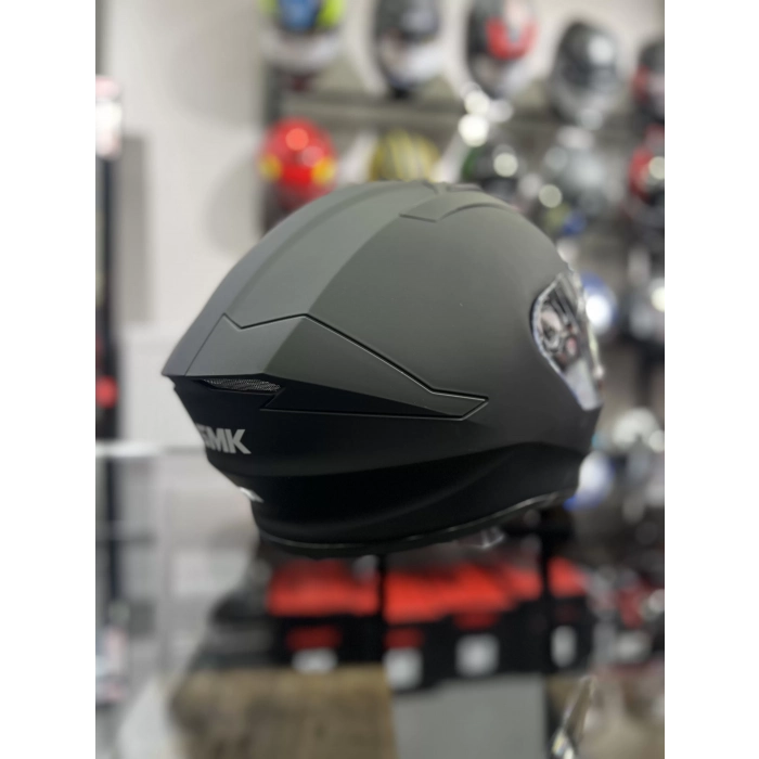 STELLAR MAT SİYAH KAPALI KASK