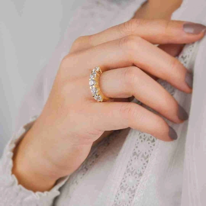 14 Ayar Altın Beştaş Yüzük