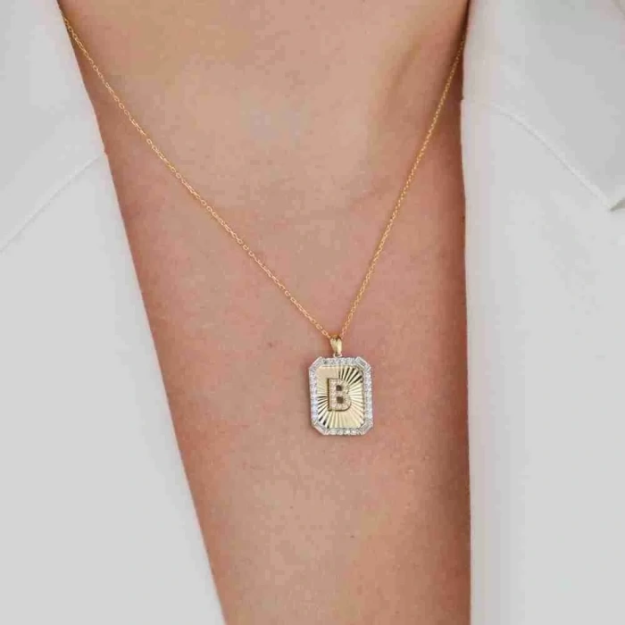 14 Ayar Altın Kişiye Özel Harfli Kolye Bagetli