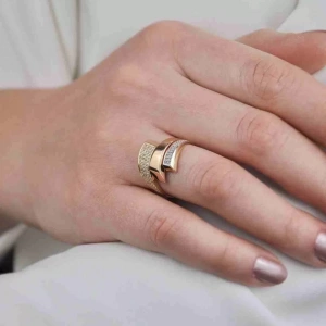 14 Ayar Altın 3lü Renk Prizma Yüzük