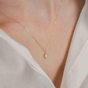 14 Ayar Altın Damla Taşlı Kolye